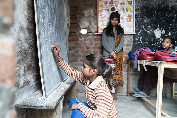 Indien, Kinderarbeit, Glasindustrie, Firozabad, DKS 2018, Neet, Jyoti, Vikas Stiftung
