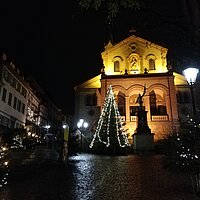 St. Klara lädt zur Fahrt zum Weihnachtsmarkt nach Weinheim/Bergstraße